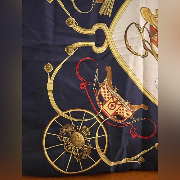 Hermes Springs  scarf - Picture 6 of 8